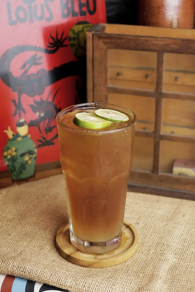 Ijs Teh Djeroek Nipis