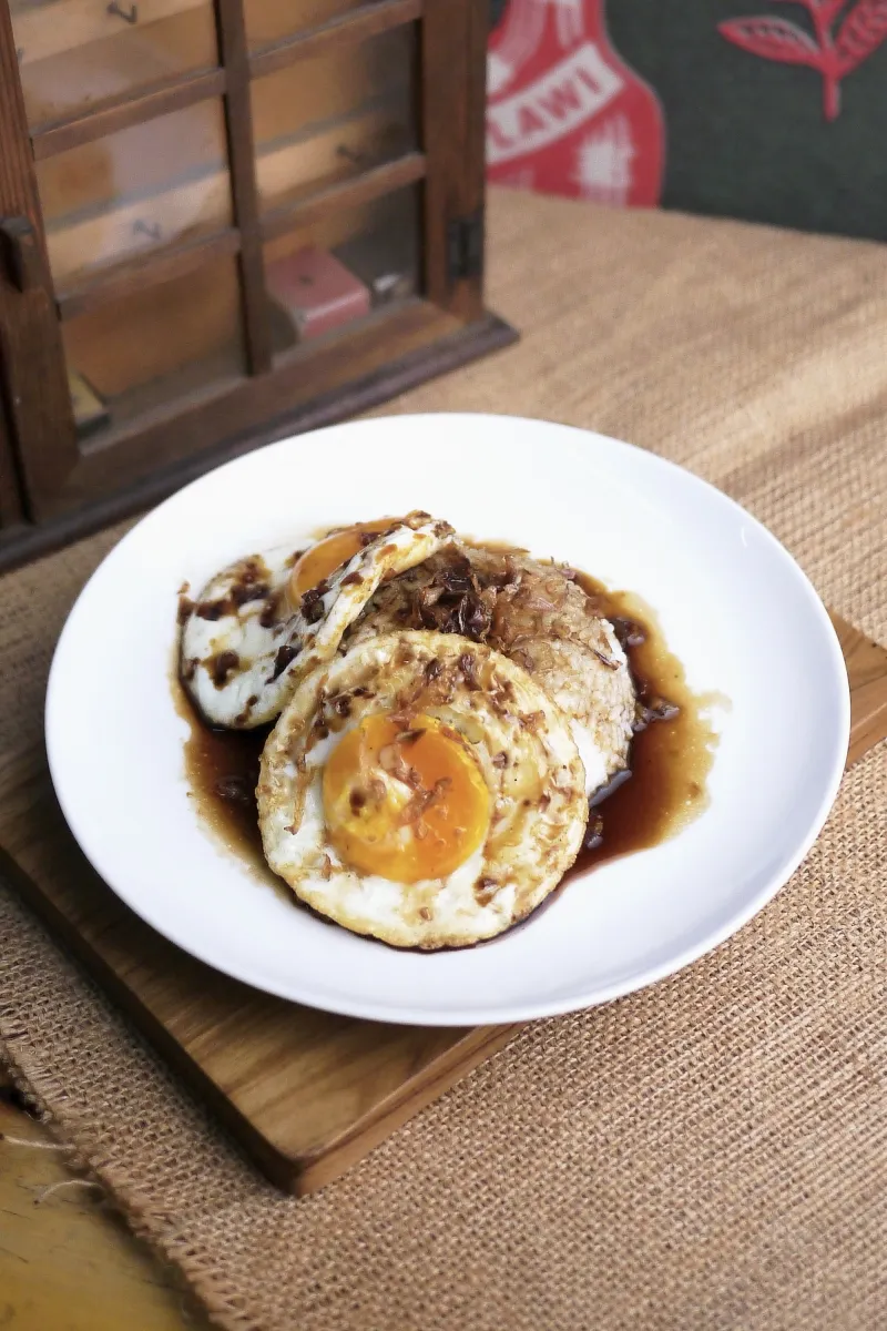 Nasi Telor Oey Spesial